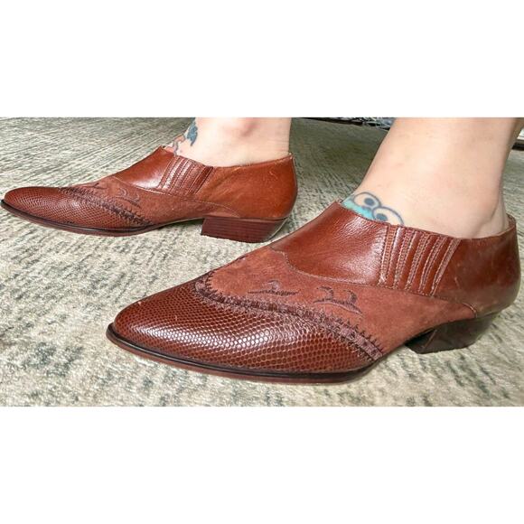 Women’s Vintage 90’s Nine West Tan Brown Slip On Pointed Ankle Bootie Shoes 7.5M - Picture 1 of 6